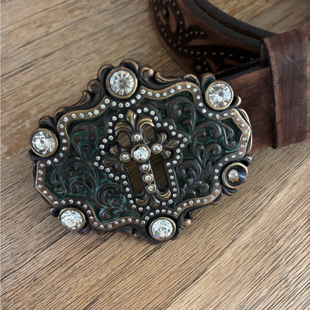 TONY LAMA Womens 34” Brown Leather Studded Belt Rhinestone Crystal Cross Buckle